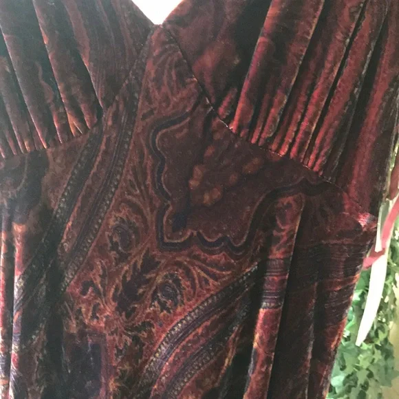 Lauren Ralph Lauren Burgundy Velvet Maxi Dress - Picture 6 of 8